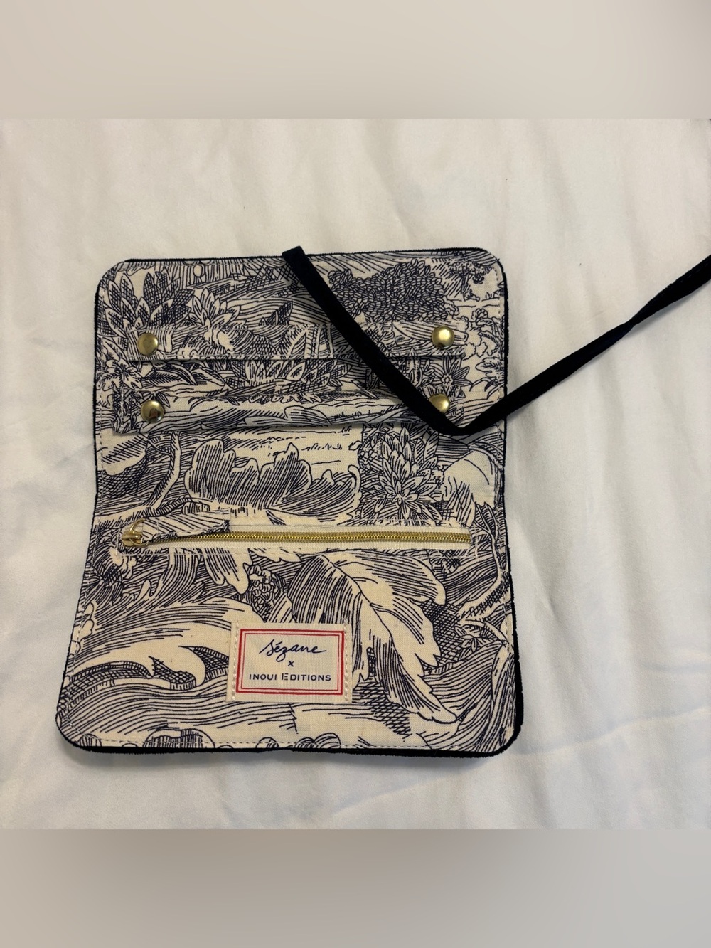 Sezane x Inoui Editions Blue Velvet Jewelry Pouch